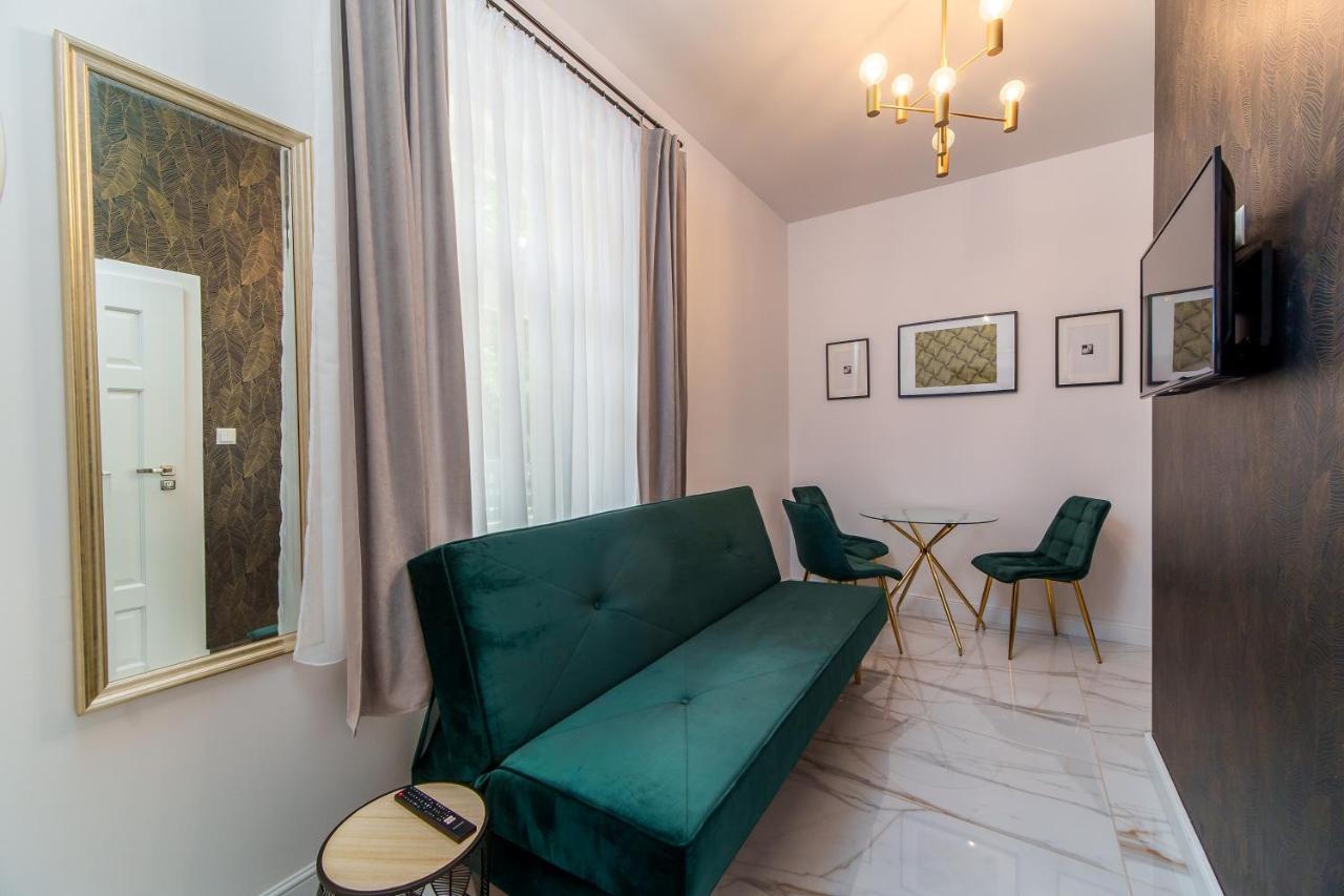 Rint - Zlota 8 Aparthotel Bialystok Luaran gambar